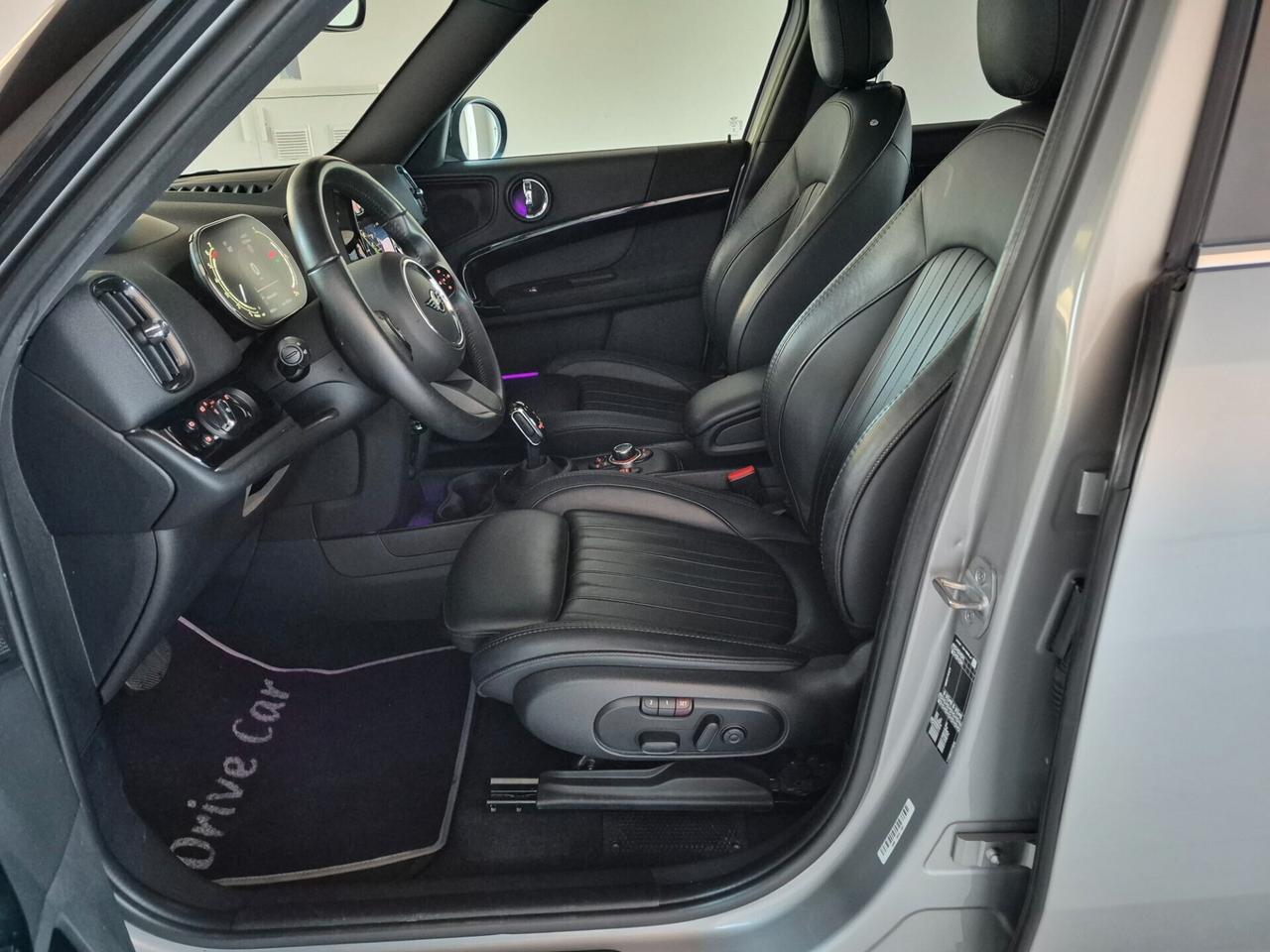 MINI Cooper Countryman PELLE TETTO APRIBILE PANORAMICO LED NAVI APPLE CAR PLAY RETROCAM.