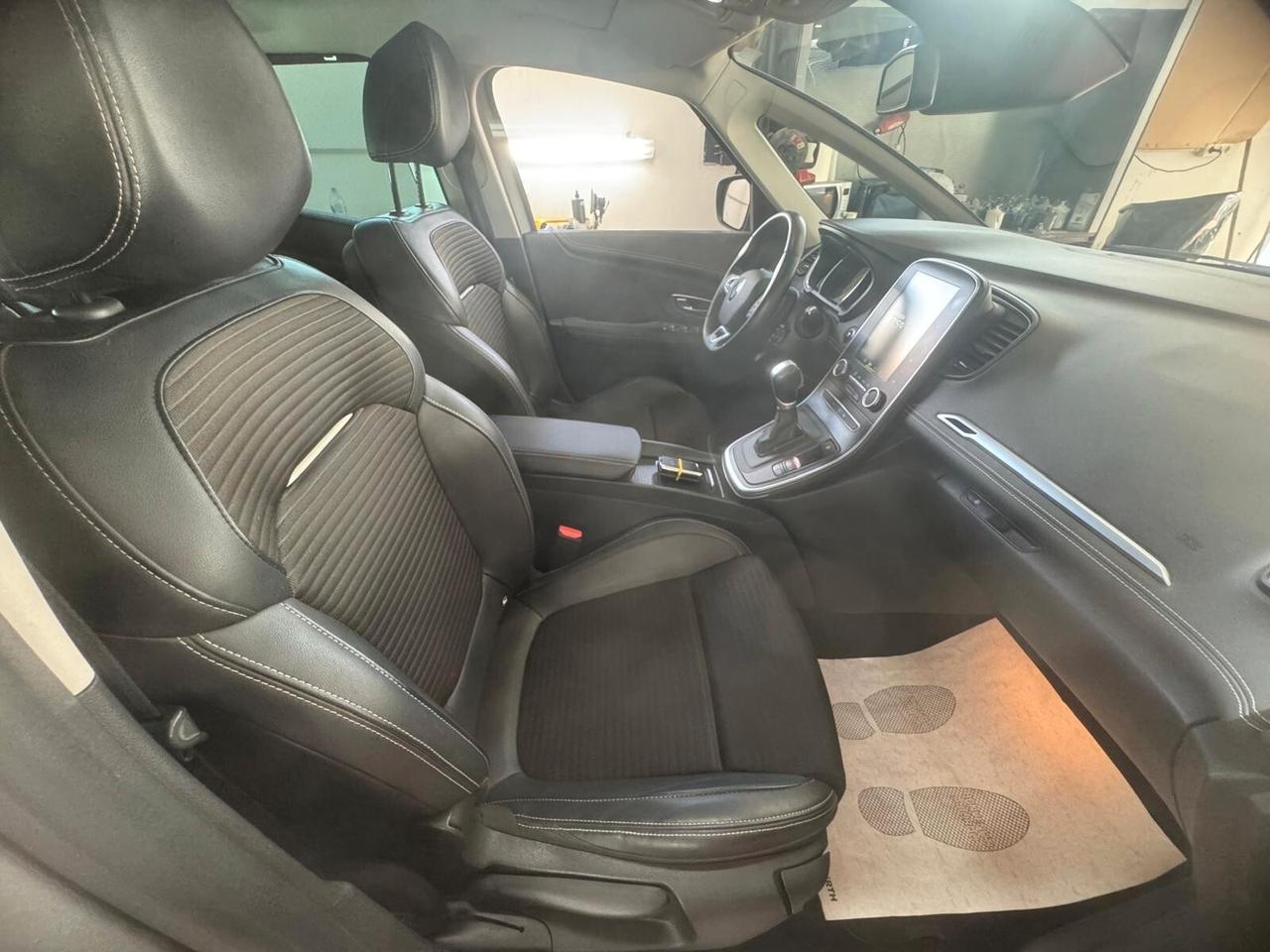 Renault Scenic Scénic dCi 8V 110 CV EDC Energy Intens