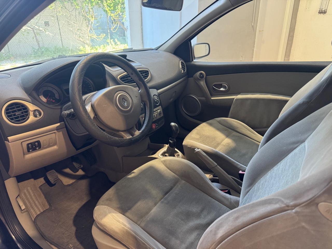 Renault Clio 1.2 Benzina X Neopatentati