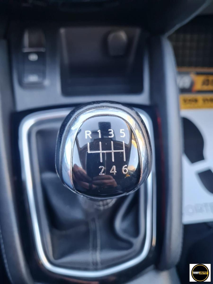 NISSAN Qashqai 1.5 dCi N-Connecta