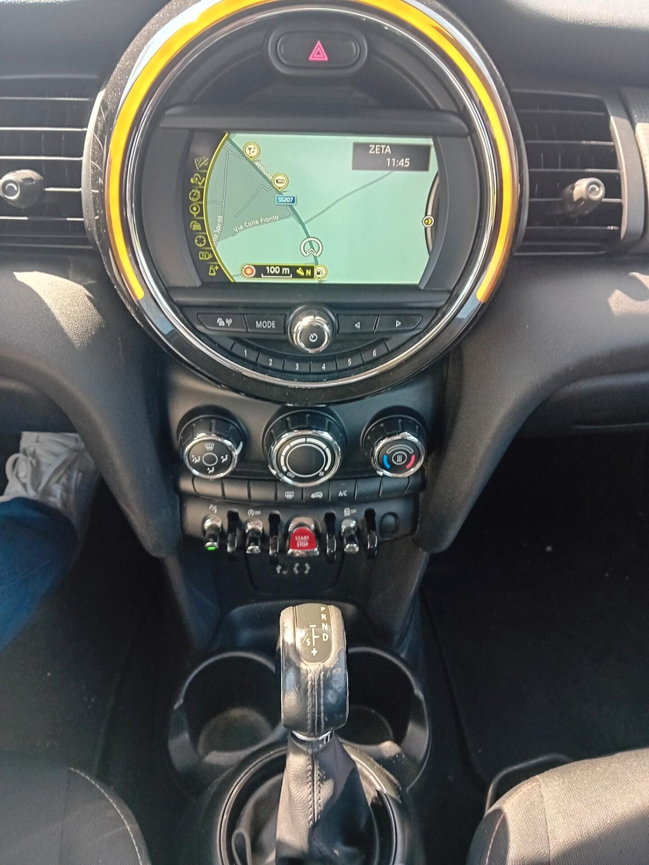 Mini Cooper 1.5 D 5 porte automatico