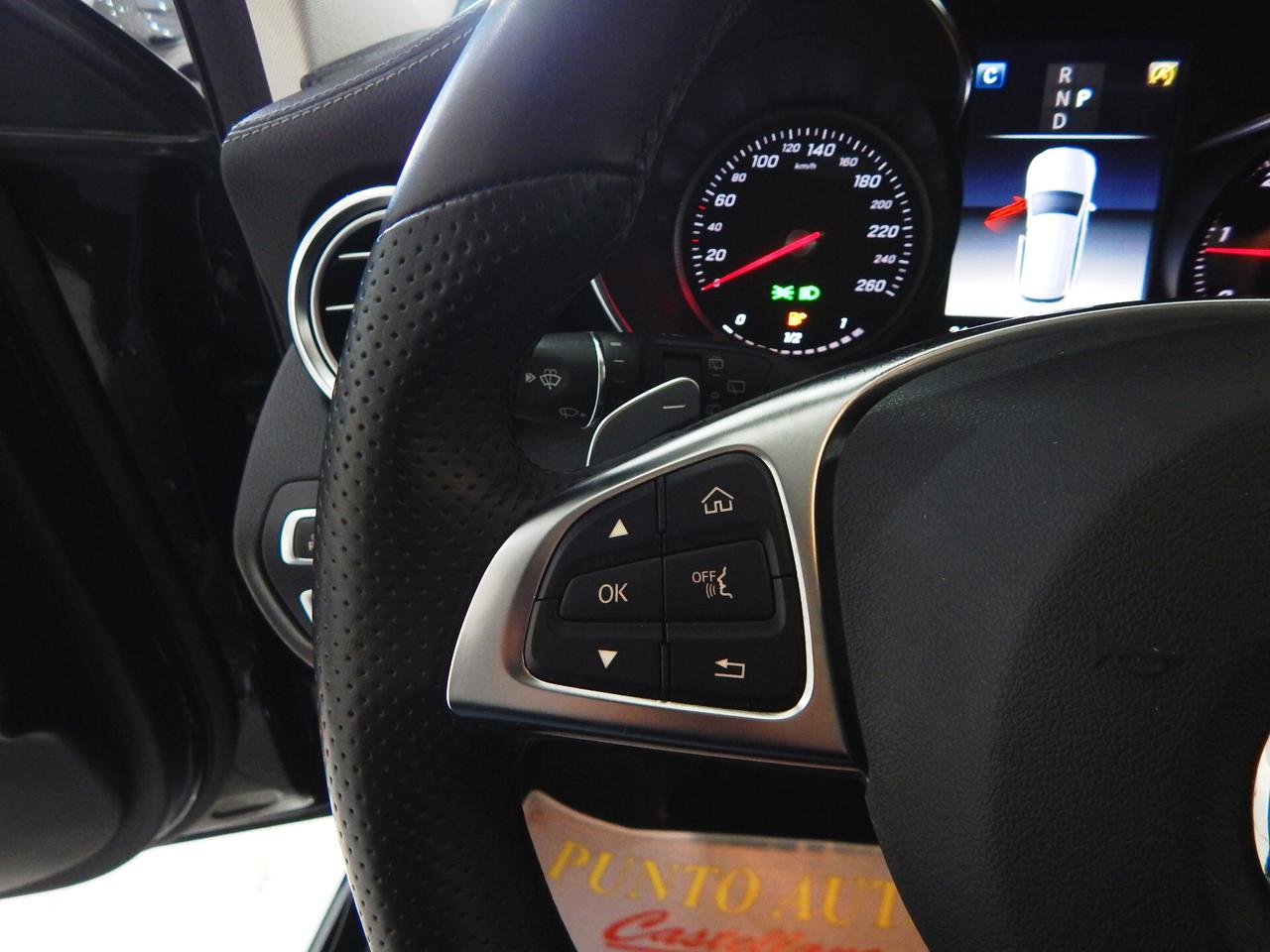Mercedes-Benz GLC 220 d Premium AMG 4matic Aut. TETTO-NAVI-PELLE-PARK-LED
