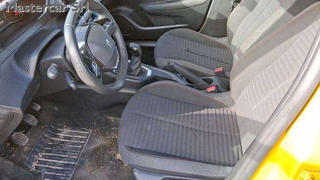 PEUGEOT 208 NEOPATENTATI 208 1.2 Active Pack TG : GP585FV