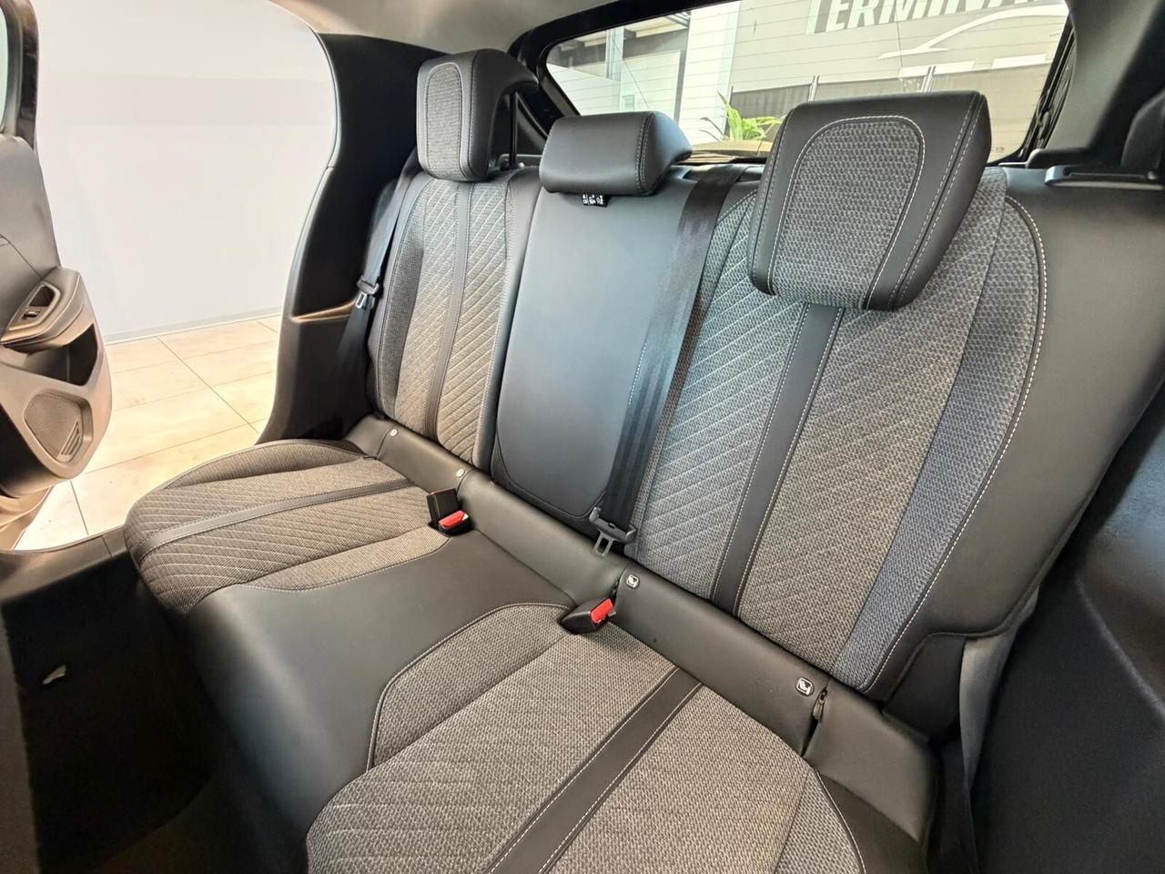 Peugeot 208 1.2 puretech Style s&s 75cv