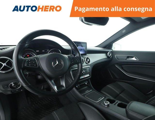 MERCEDES-BENZ GLA 200 Sport
