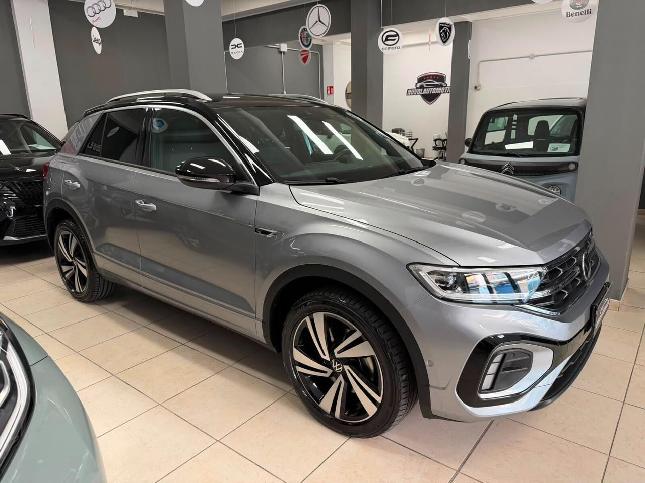 Volkswagen T-Roc 2.0 TDI SCR 150 CV DSG R-Line RATE DA 300 € AL MESE