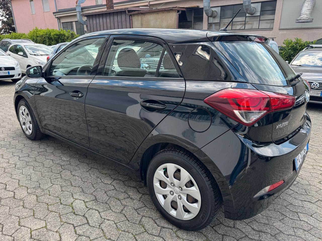 Hyundai i20 1.2 5 porte Classic*CLIMA*NEOPATENTATI