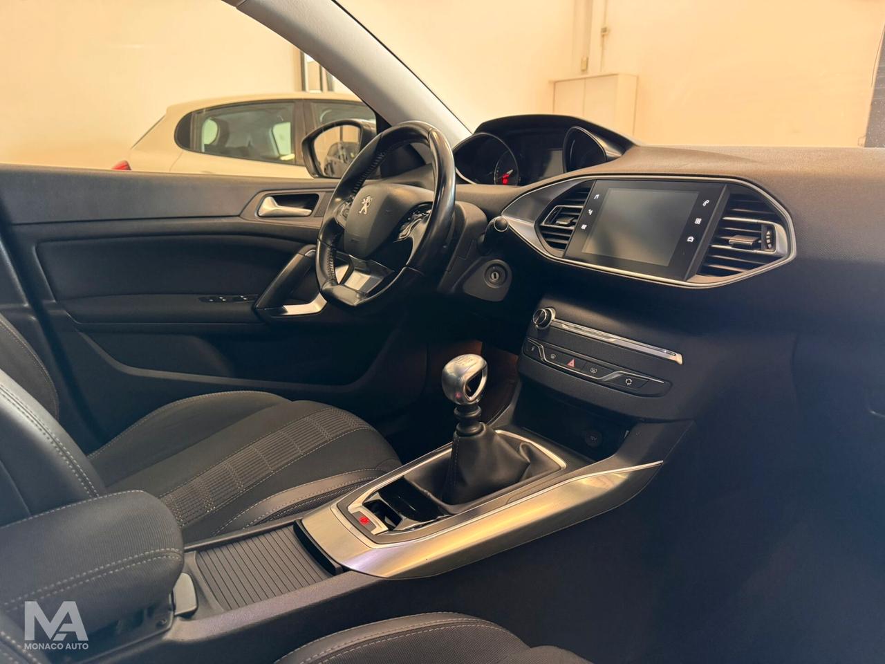 Peugeot 308 BlueHDi 130cv S&S Allure 2018