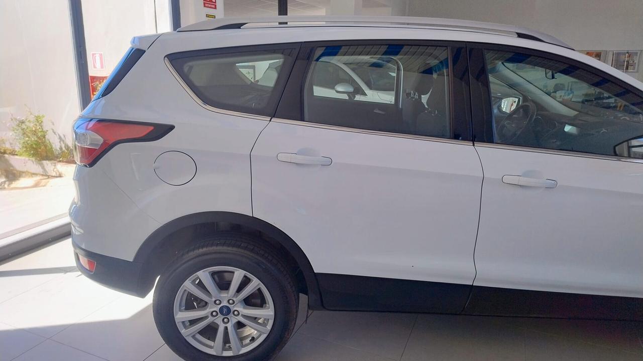 Ford Kuga 1.5 TDCI 120 CV S&S 2WD Titanium