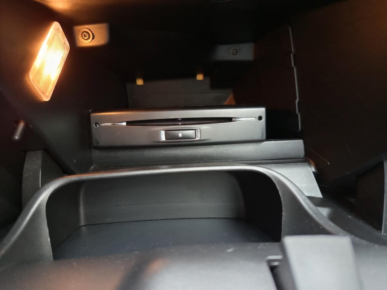 Peugeot 208 1.4 HDi 68 CV 5 porte Allure