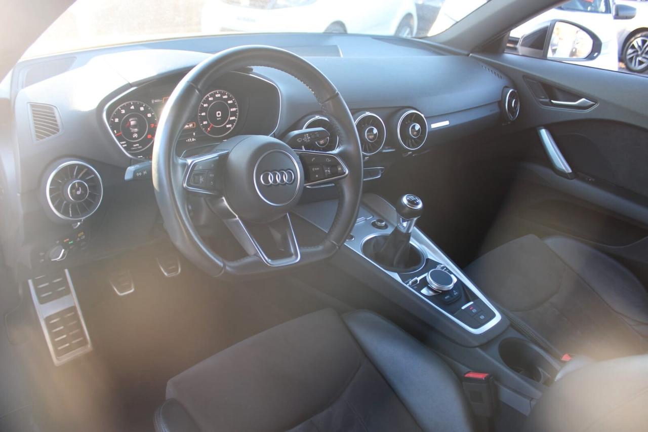 Audi TT Coupé 1.8 TFSI S tronic line