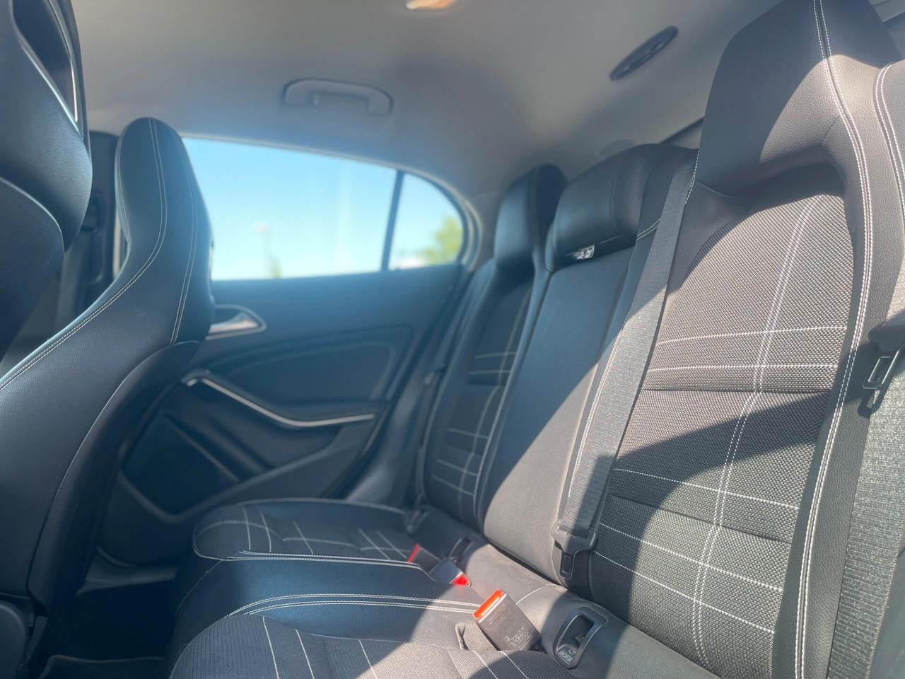 Mercedes-benz GLA 200 GLA 200 d Automatic Sport