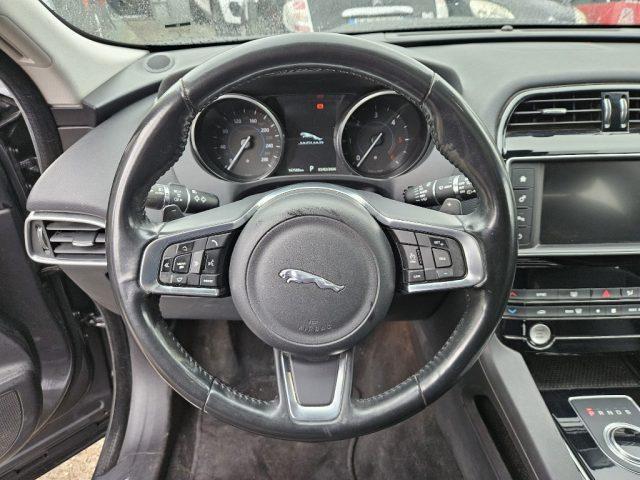 JAGUAR F-Pace 2.0 D 180 CV AWD aut.