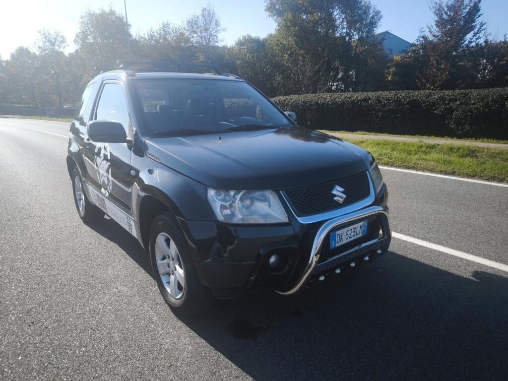 SUZUKI VITARA 4X4 BENZ/GPL- OK NEOPATENTATI