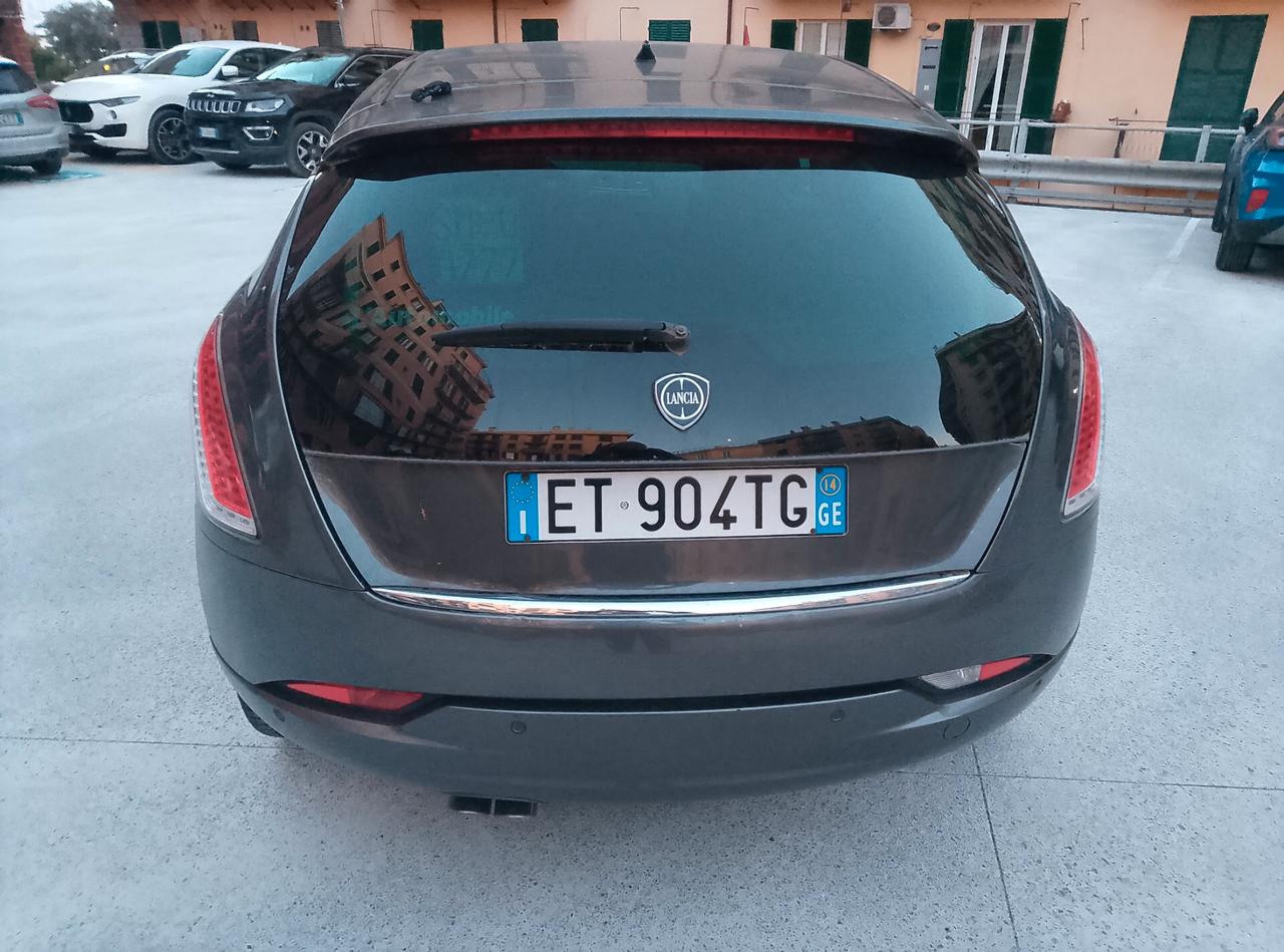 Lancia Delta 1.6 MJT DPF 105 CV Gold