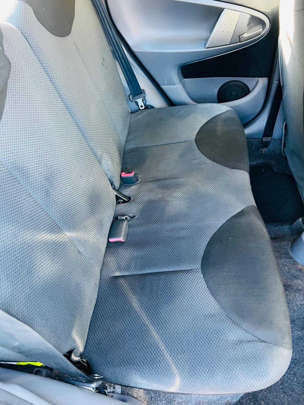 Toyota Aygo 1.0 12V VVT-i 5 porte Sol