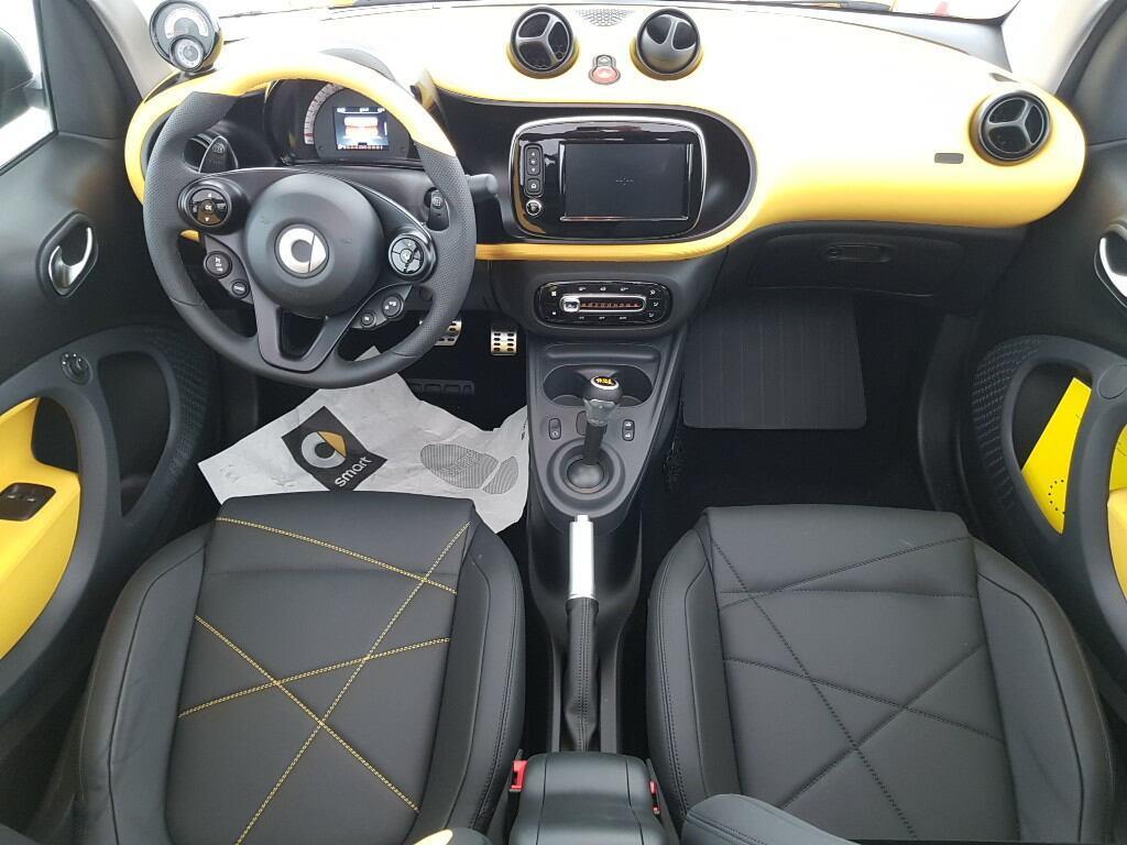 Smart fortwo cabrio 0.9 Turbo Brabus Style twinamic