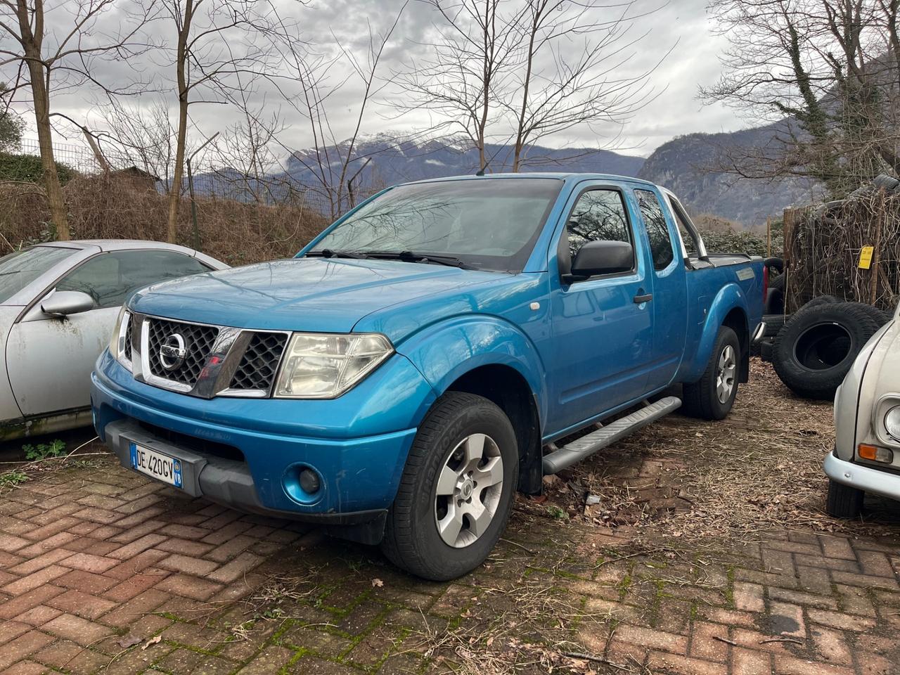 Nissan Navara 2.5 dCi 2 porte King Cab LE