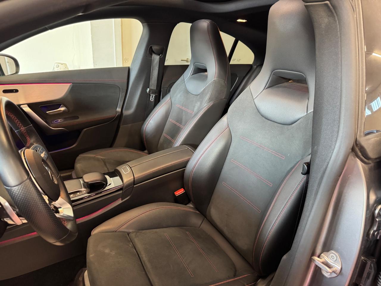 MERCEDES-BENZ CLA 200 d AUT. PREMIUM AMG / TETTO