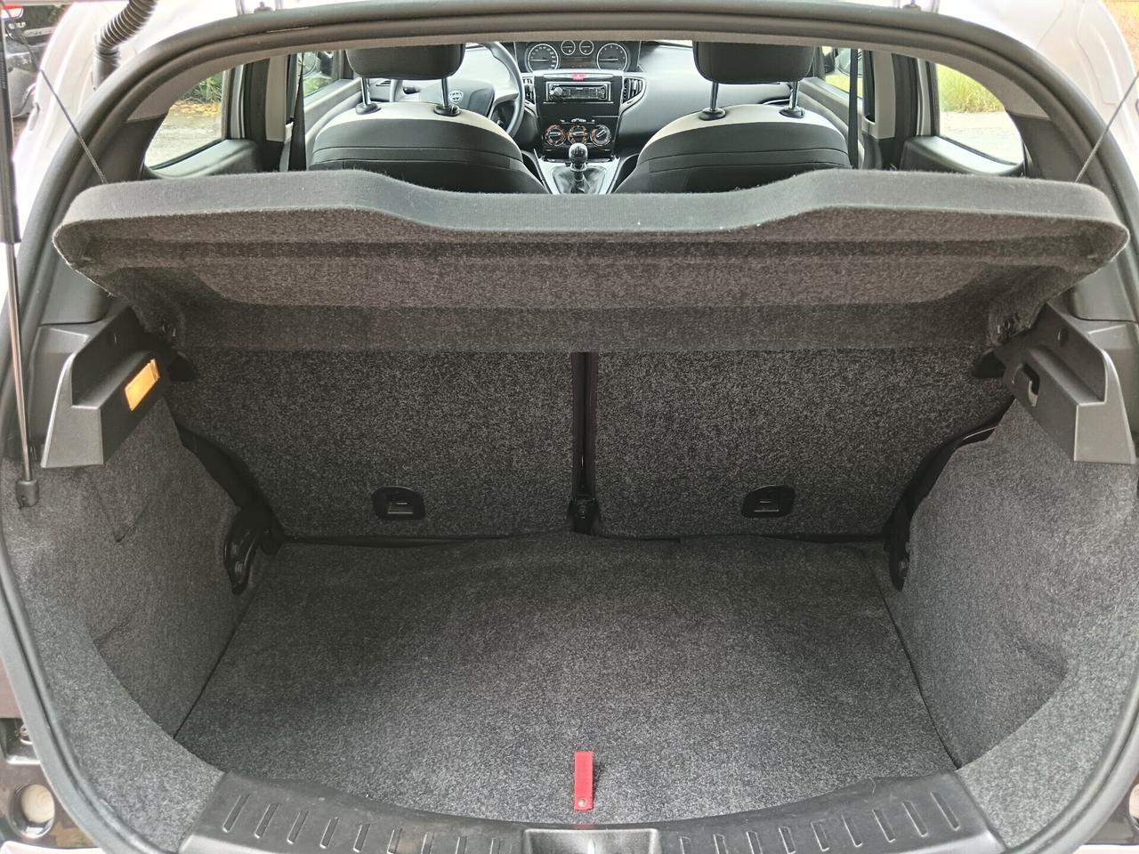 Lancia Ypsilon 1.2 69 CV ELEFANTINO SOLI 45000KM