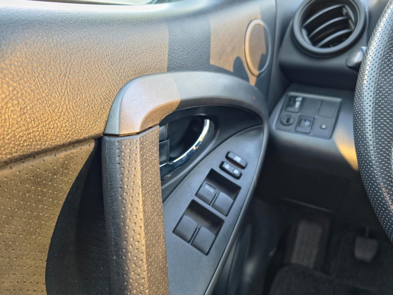Toyota RAV 4 RAV4 2.2 D-4D 150 CV DPF Exclusive E5 Manuale 2010 4x4