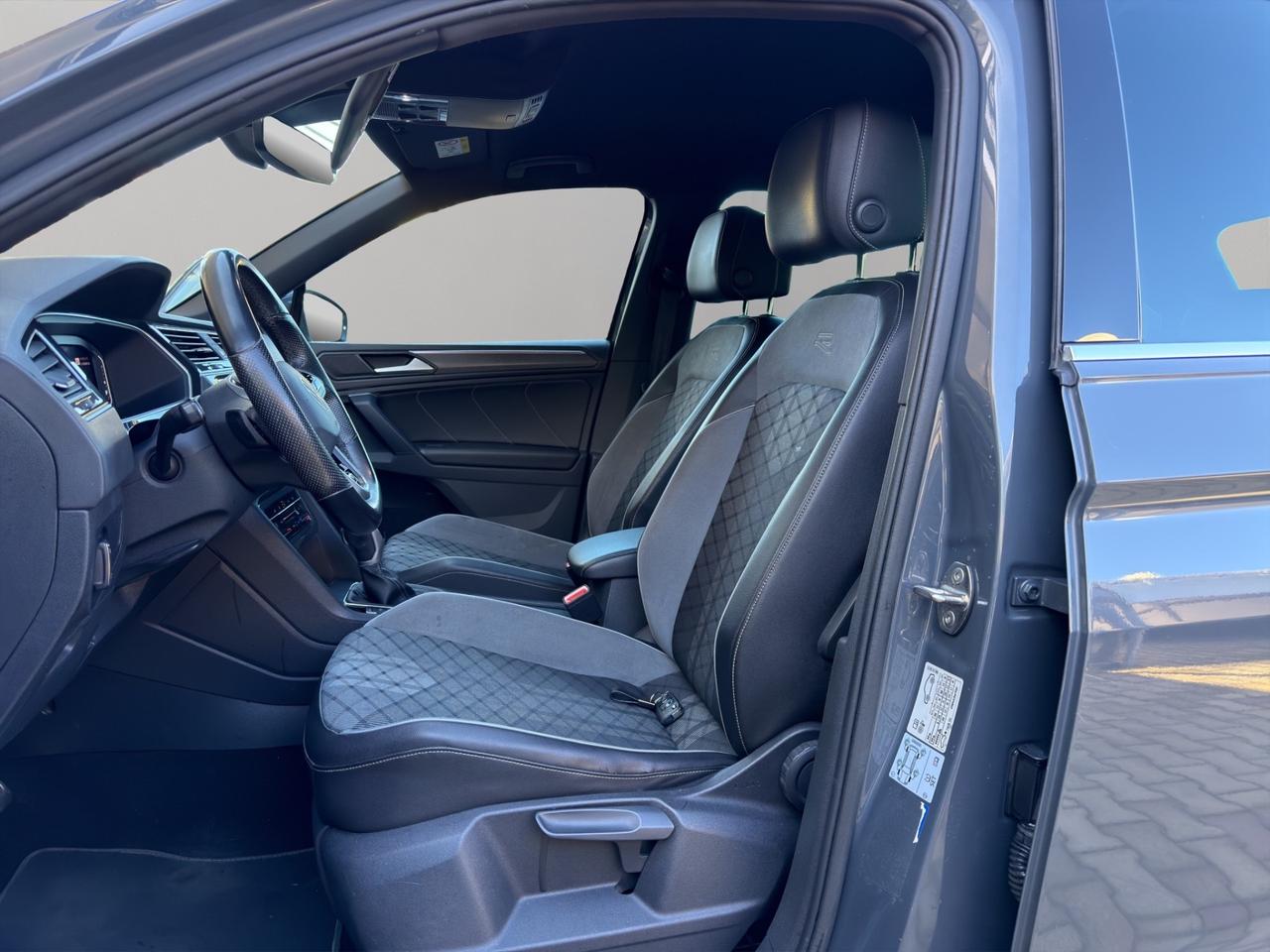 Volkswagen Tiguan 2.0 TDI 150 CV SCR DSG 4MOTION R-Line