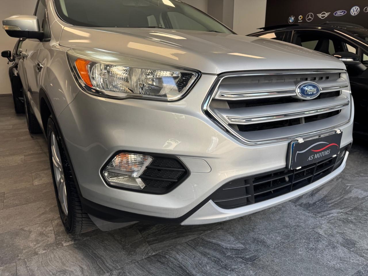 Ford Kuga 1.5 TDCI 120 CV S&S 2WD Titanium