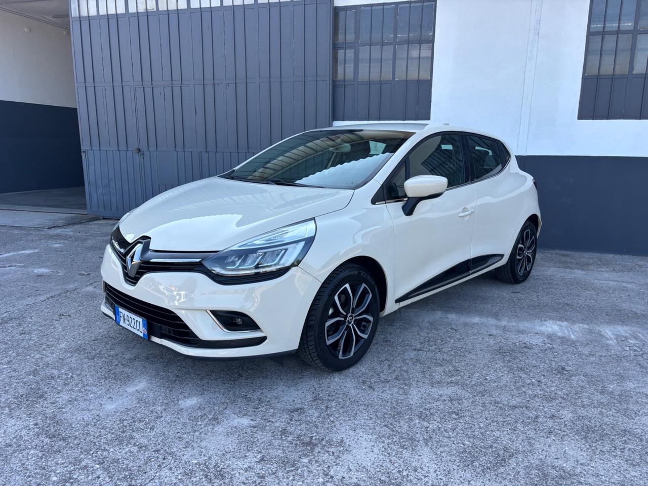 Renault Clio 1.2 benzina.Neopatentati.Garanzia 12mesi