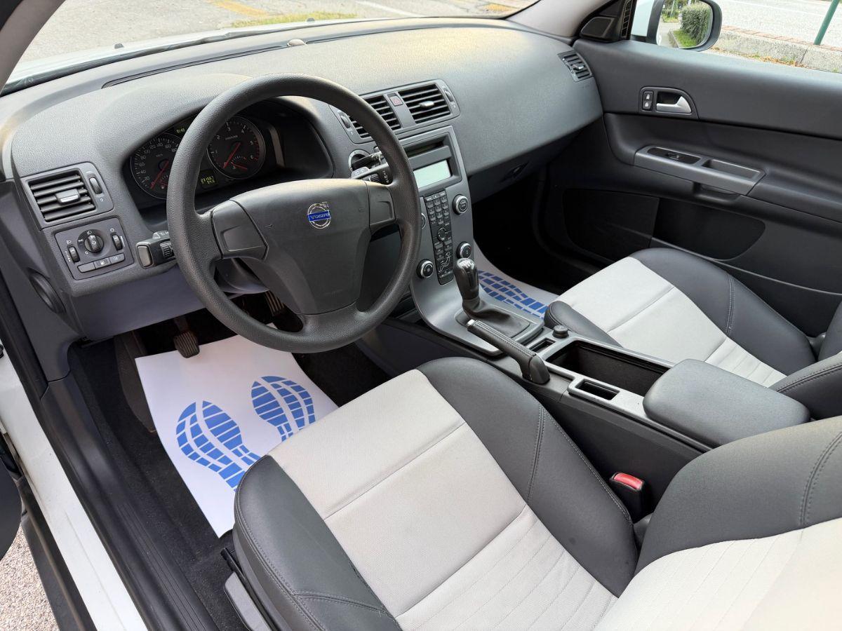 VOLVO - C30 - 1.6 D DRIVe Kinetic #TAGLIANDICERTIFICATI
