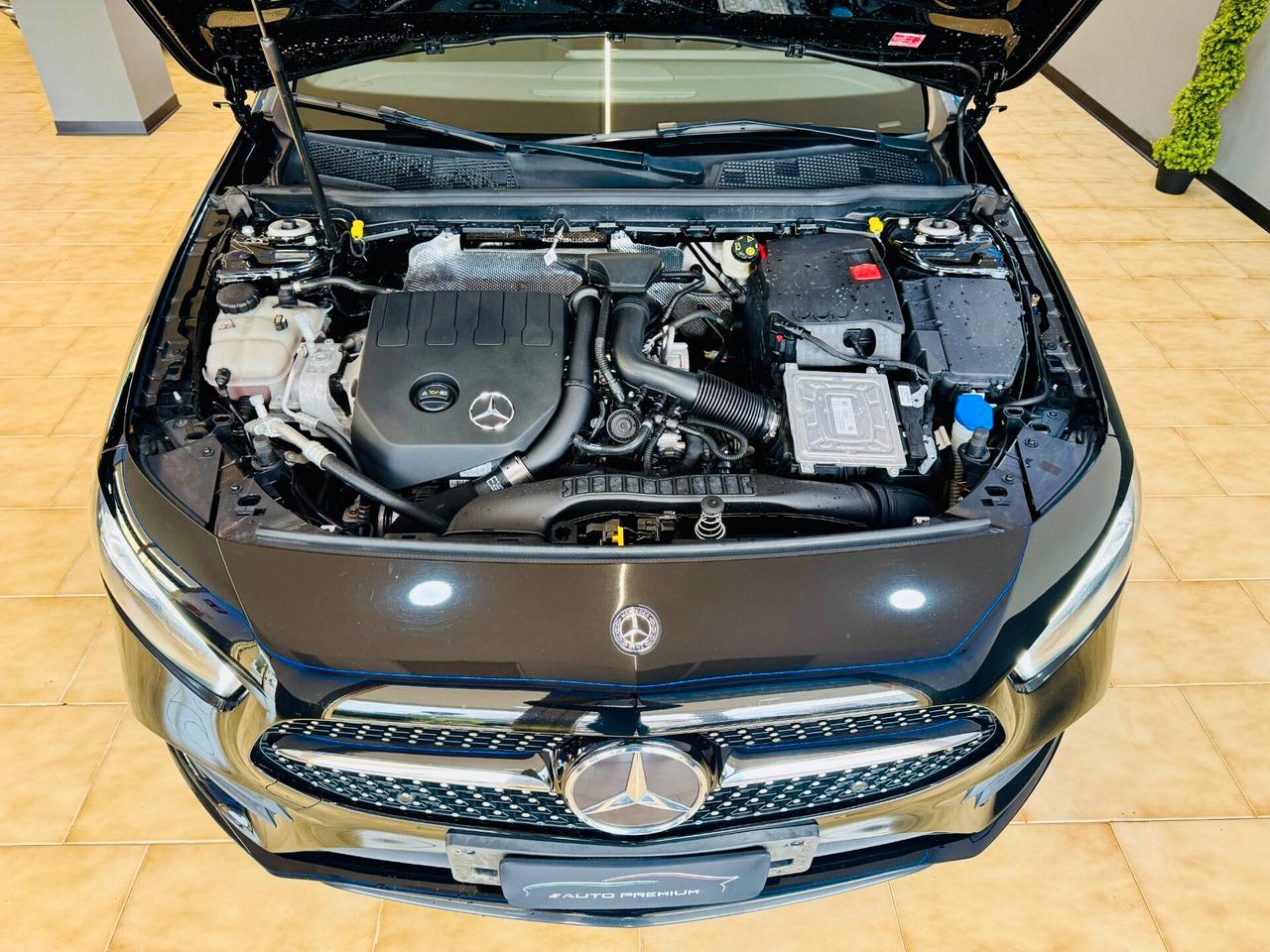 Mercedes-benz A 180 AMG Automatic Premium / Night Pack Display PRO