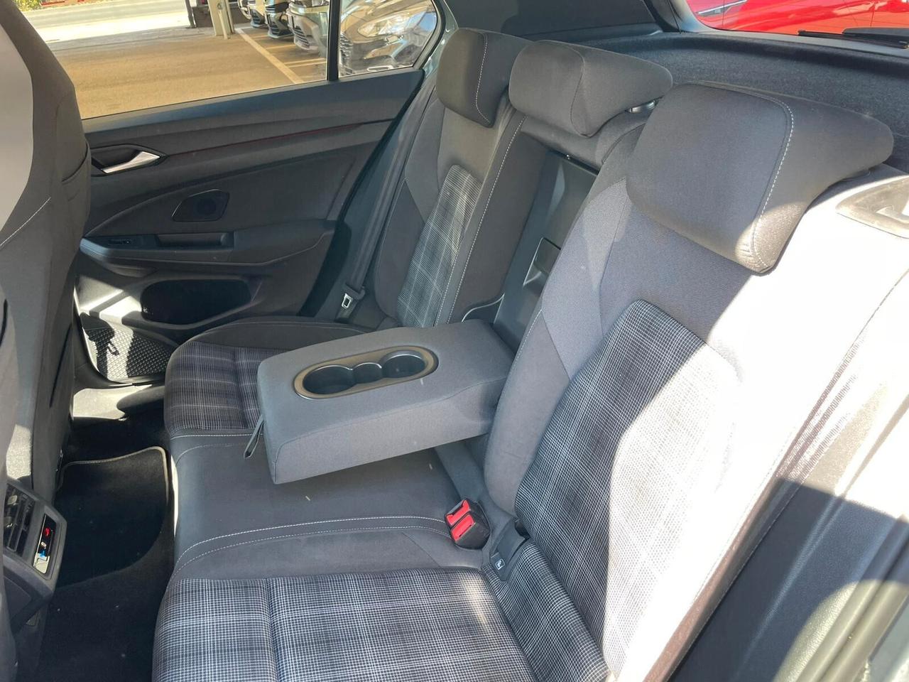 Volkswagen Golf 2.0 TDI GTD DSG-HEADUP DISPLY-HARMAN KARDON-CECHI R