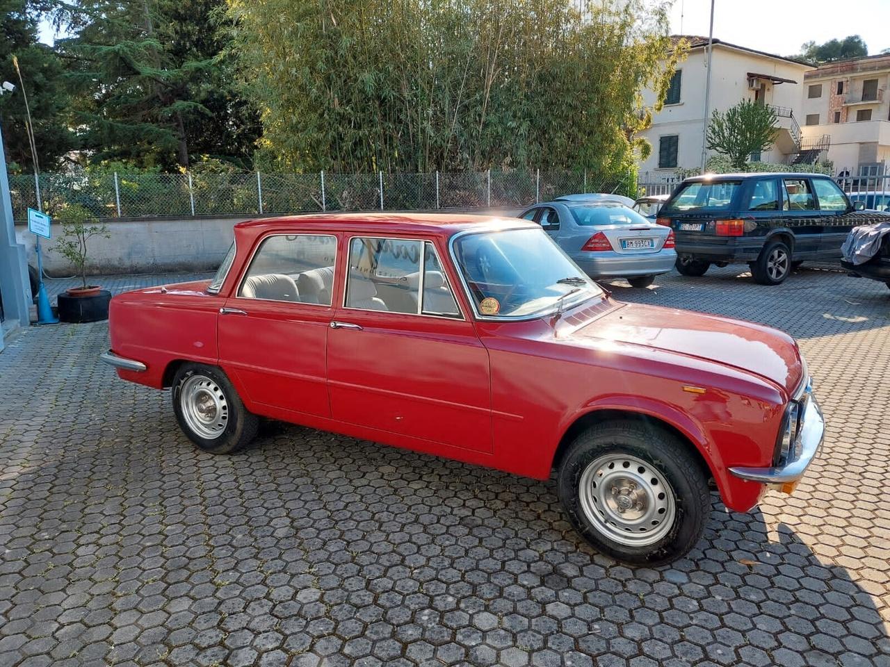 Alfa Romeo Giulia Nuova Super 1300