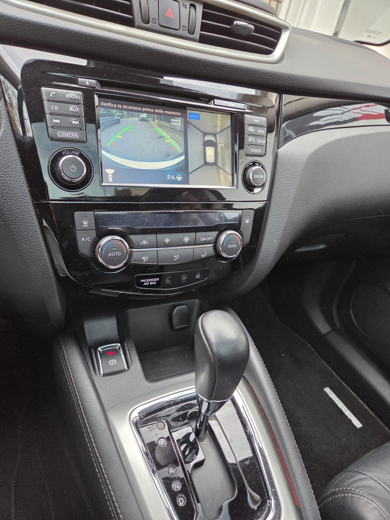 NISSAN QASHQAI TEKNA FULL AUT. TETTO PANORAMICO