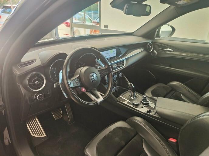 Alfa Romeo Stelvio 2.9 Bi-Turbo V6 510 CV AT8 Quadrifoglio