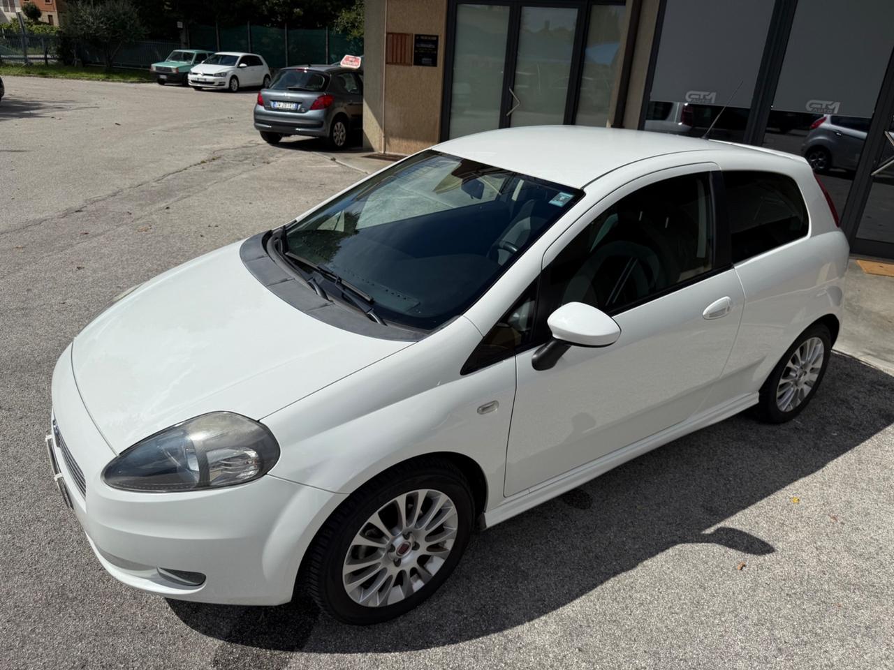 Fiat Grande Punto 1.4 3 porte Dynamic -Gpl