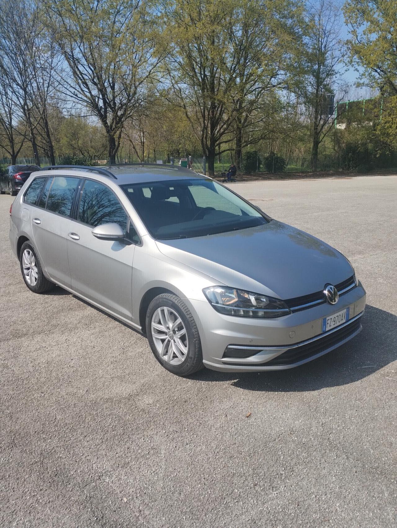 Volkswagen Golf Variant 1.6 TDI 115 CV 5p. Executive