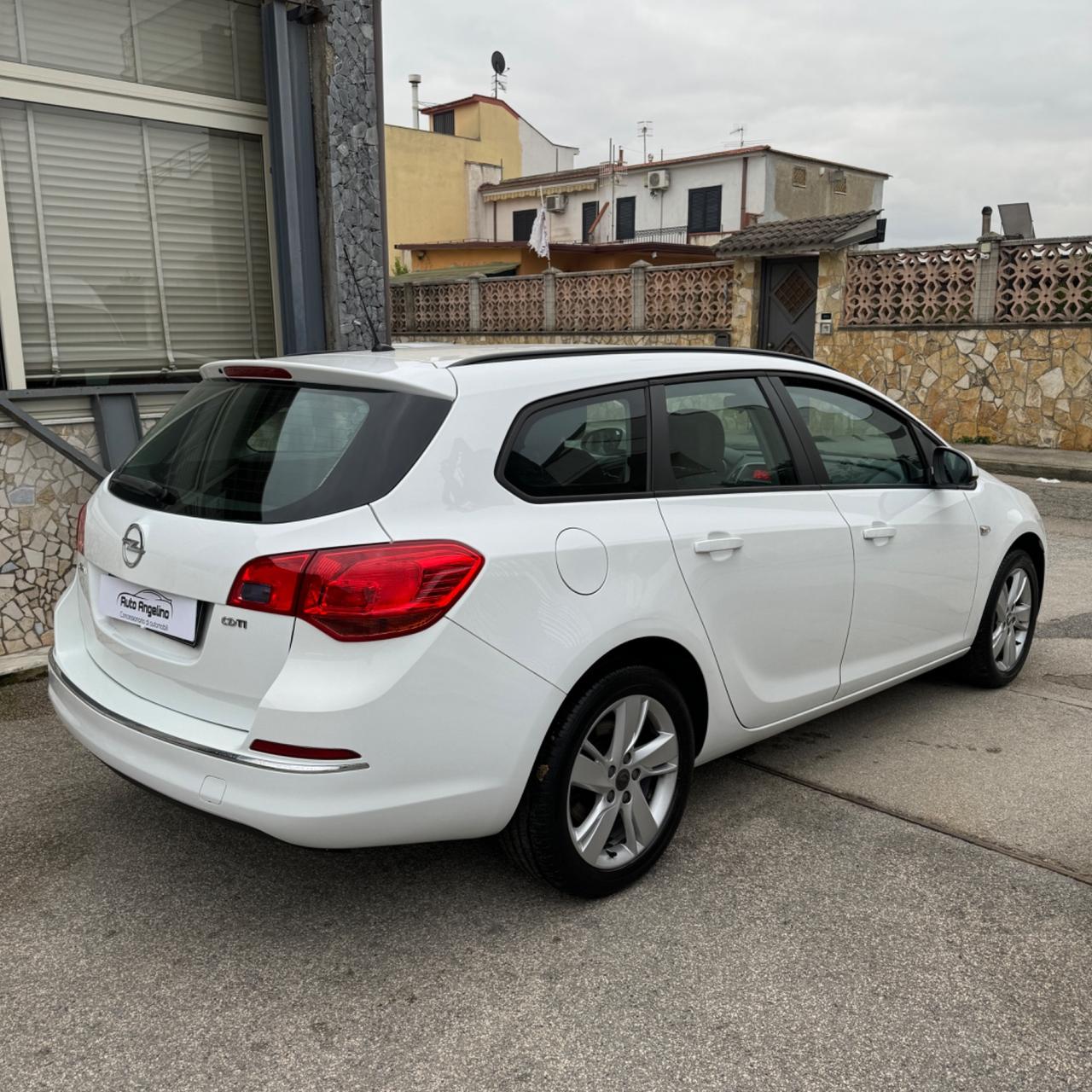 Opel Astra 1.7 CDTI 110CV Sports Tourer Elective