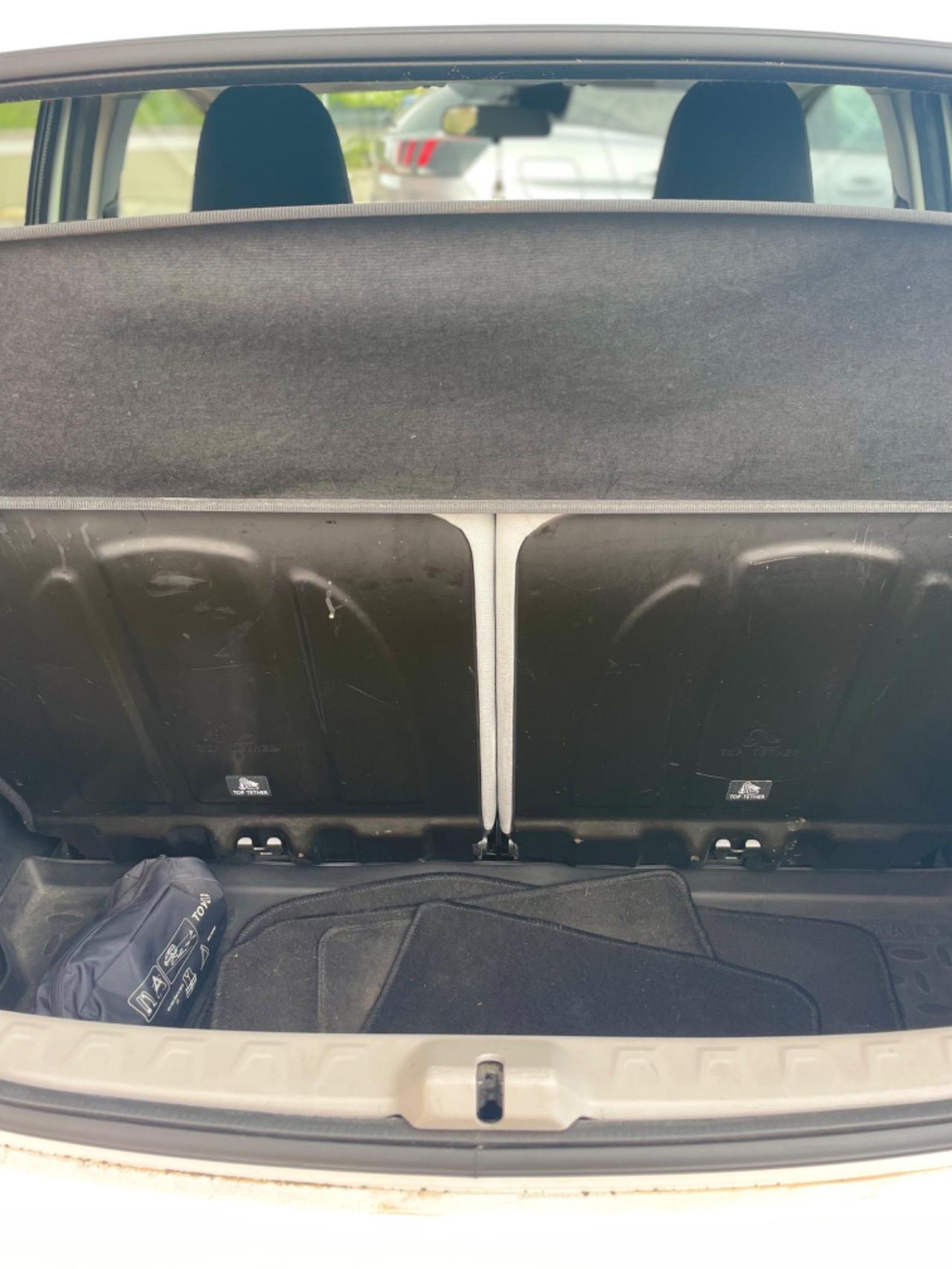 Toyota Aygo 1.0 VVT-i 69 CV 5 porte x-play TSS