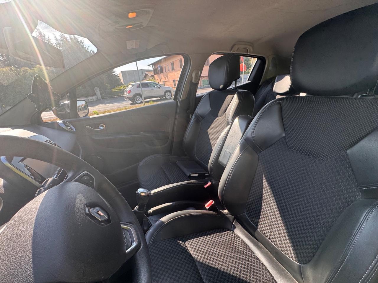 Renault Clio 1.5 diesel, Autocarro 5 p, N1