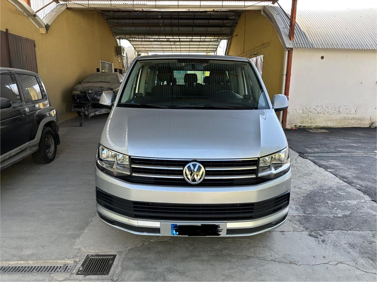 VW Caravelle 2.0 TDI DSG Passo Lungo 9P. garanzia