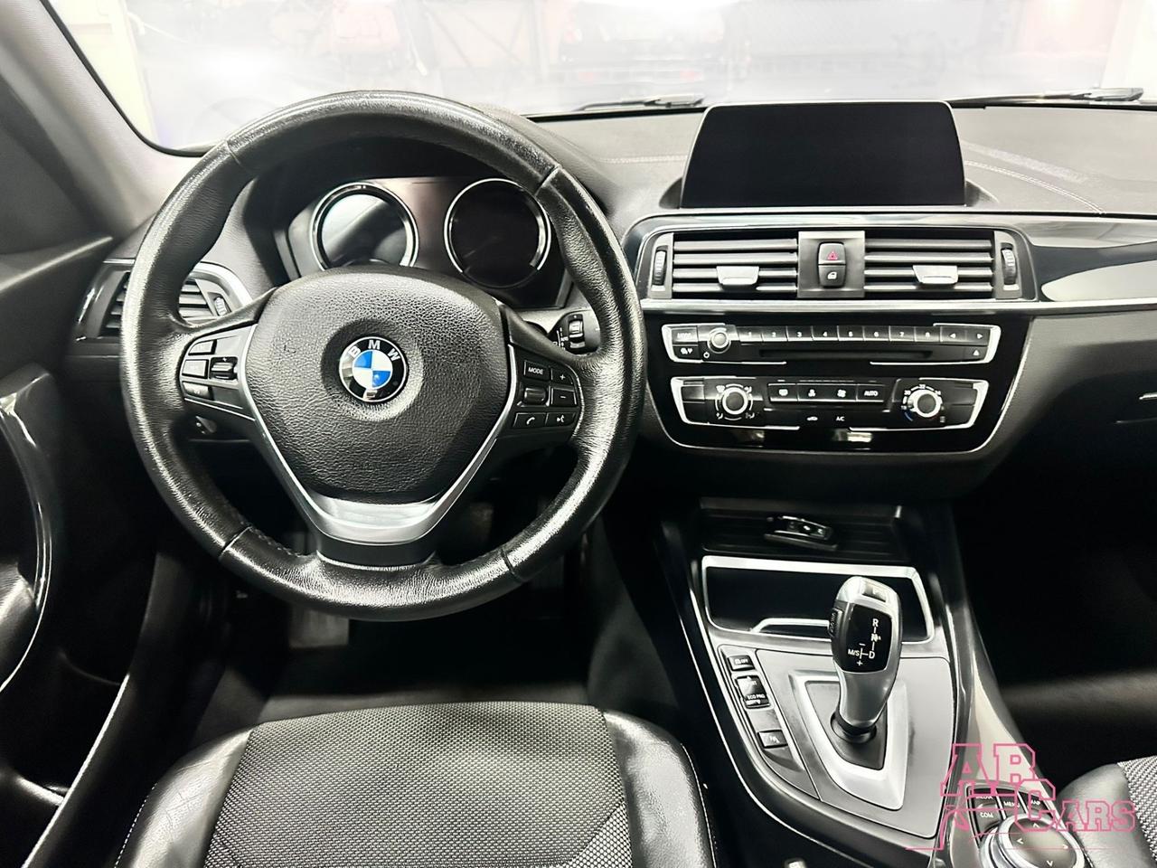 Bmw 116d 5p. Urban