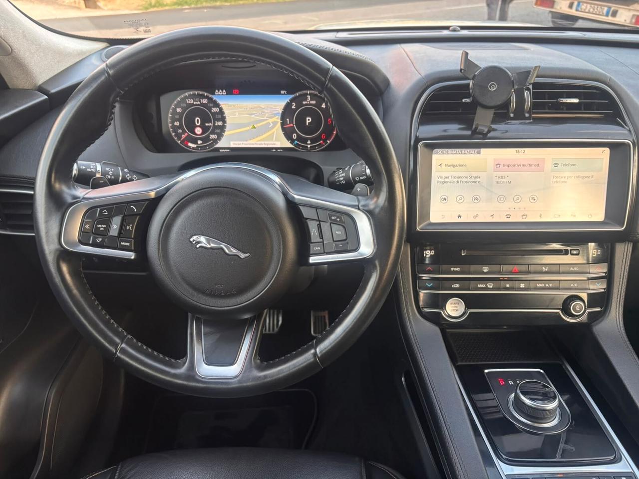 Jaguar F-Pace 2.0 D 180 CV AWD aut. Prestige