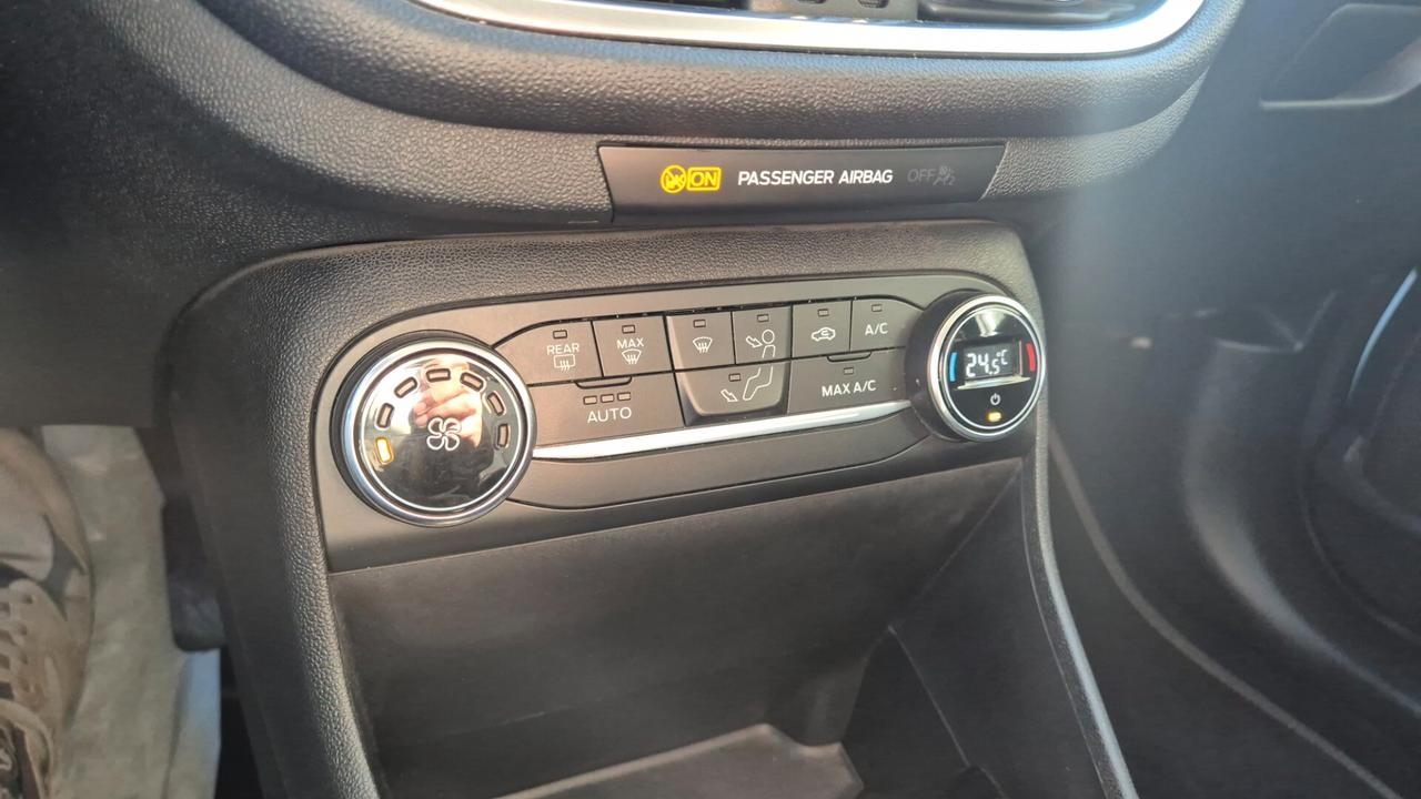 Ford Fiesta 1.1 75 CV GPL 5 porte Titanium