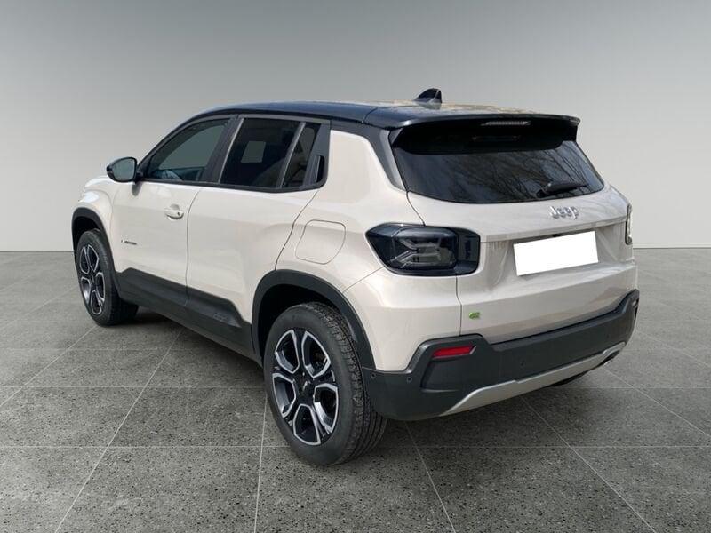 Jeep Avenger e-Hybrid 1.2 MHEV e-Hybrid Turbo Summit