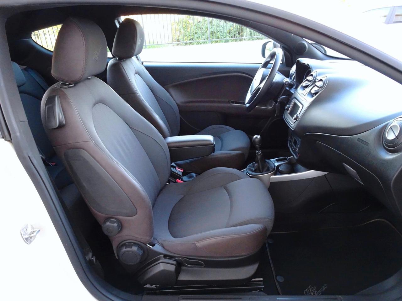 ALFA ROMEO MiTo 1.4 78CV RACER EDITION