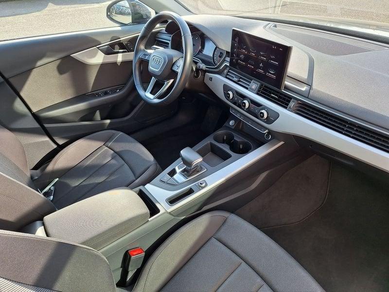 Audi A4 A4 Avant 35 2.0 tdi mhev Business 163cv s-tronic