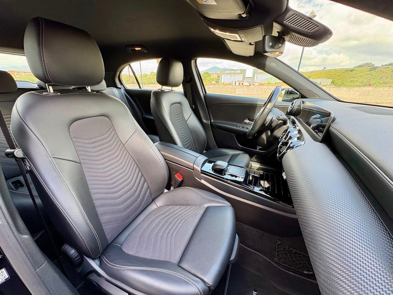 Mercedes-Benz A 180 D Sport Night Edition #10010