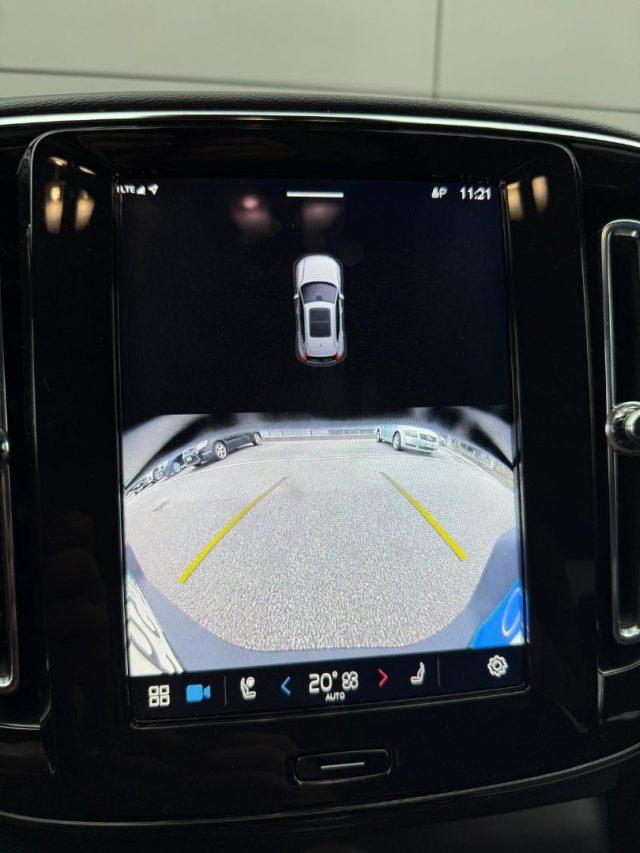 VOLVO XC40 B3 2.0 163cv Core GARANZIA 5 ANNI-IVA ESP.-WINTER