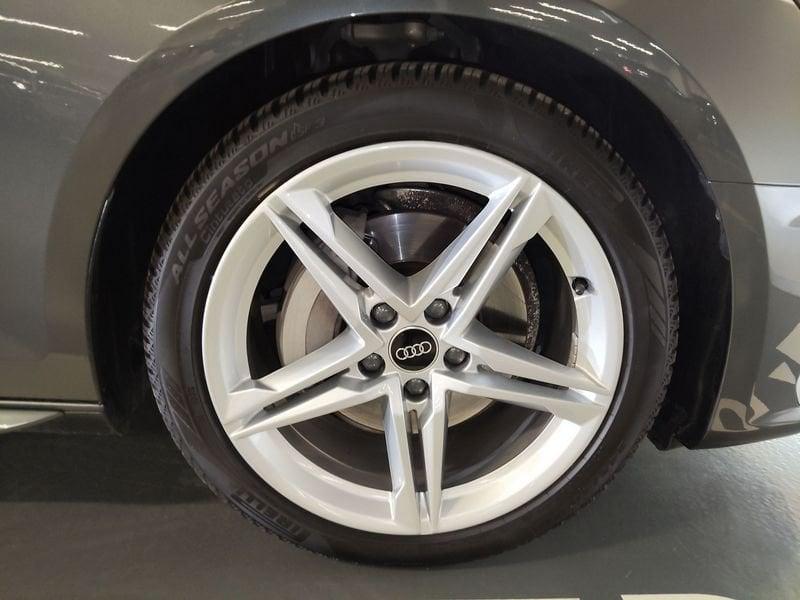 Audi A4 A4 Avant 40 TDI quattro S tronic S line edition