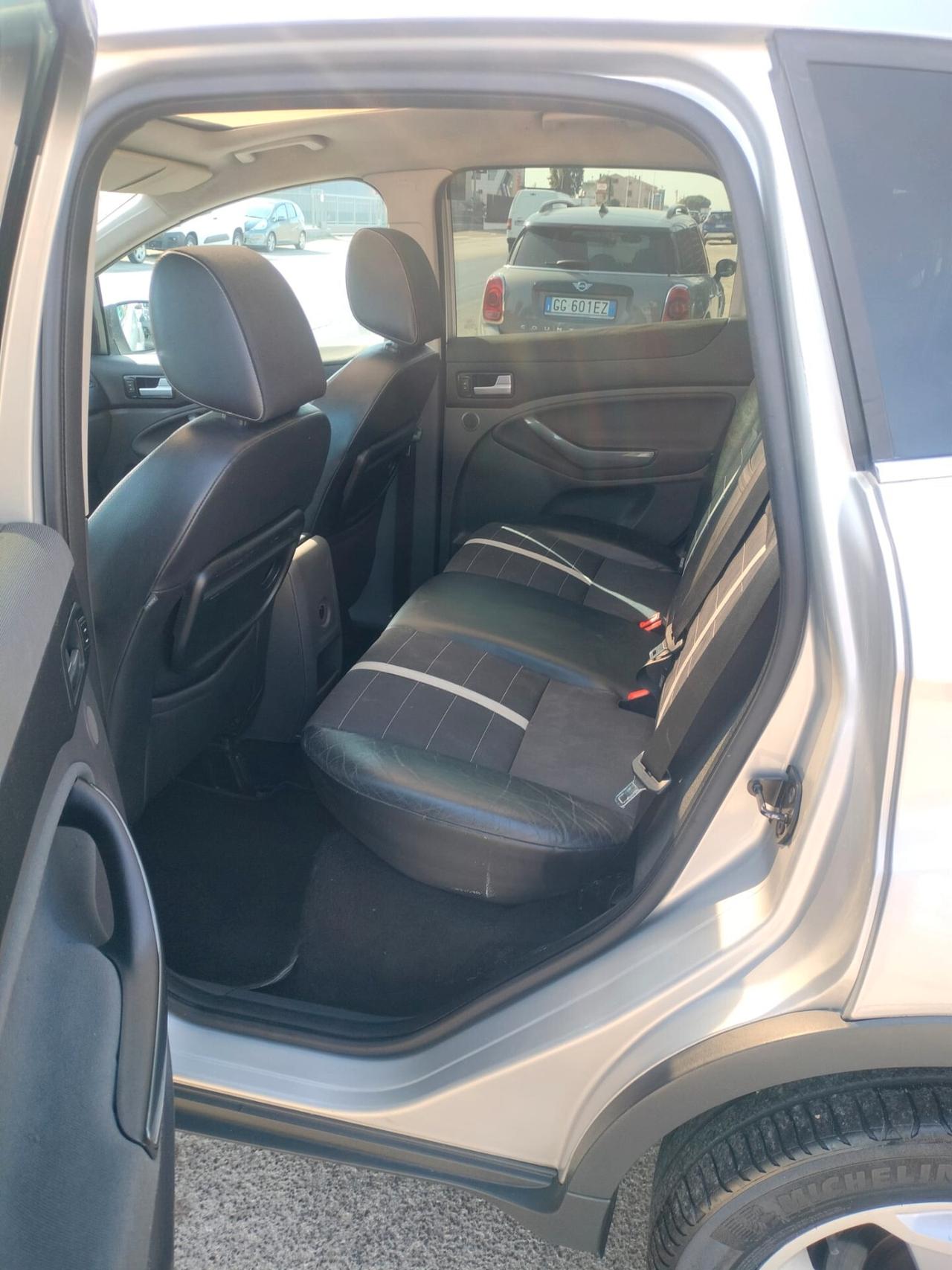 Ford Kuga 2.0 TDCi 136 CV 4WD Titanium DPF